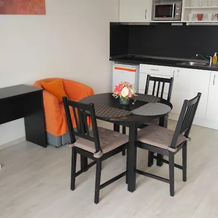 4u Center + Free Parking Apartment